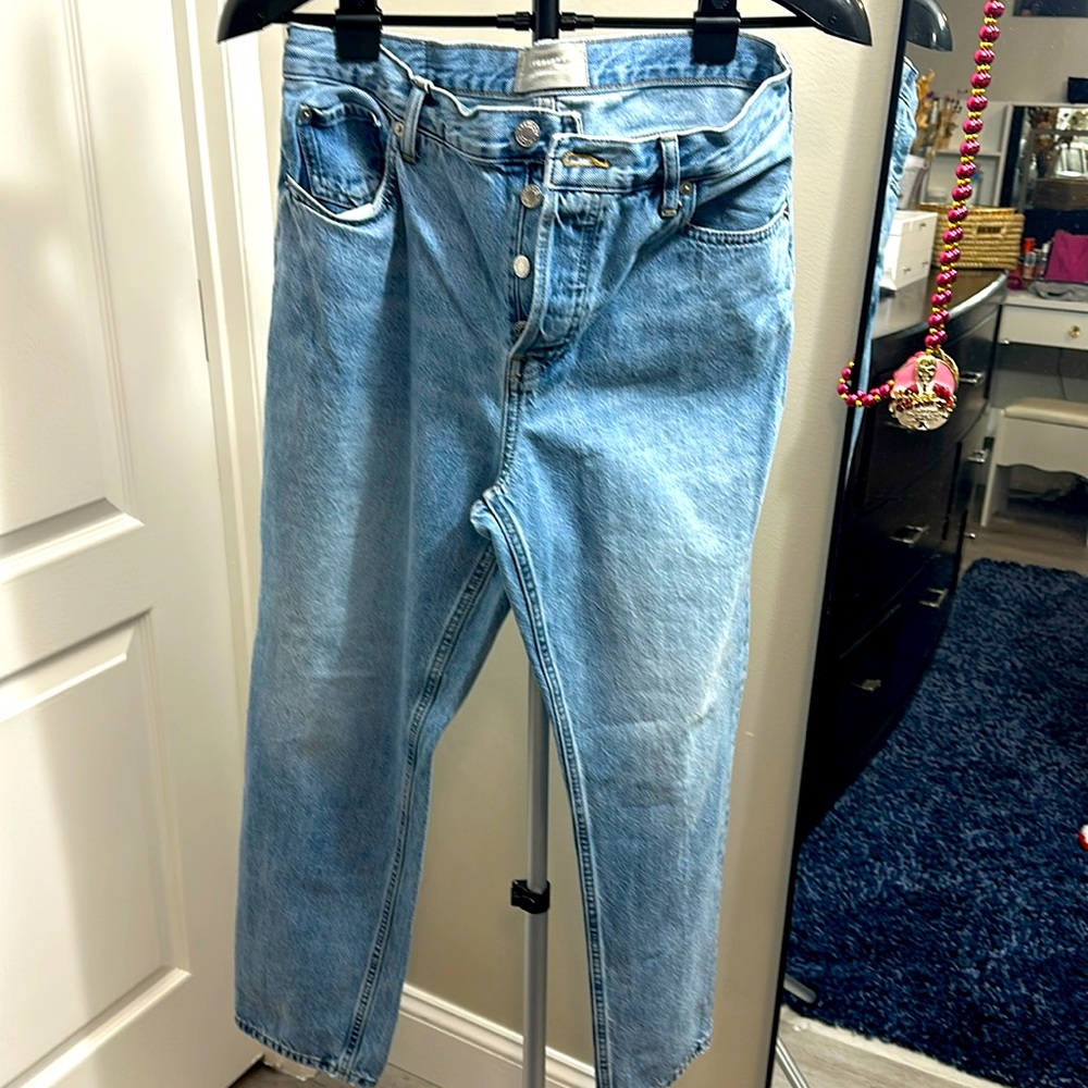 The 90’s Cheeky Jean from Everlane.